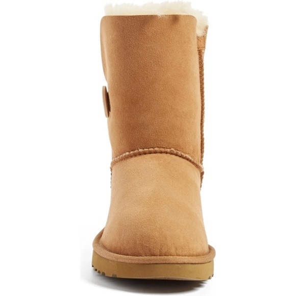 NWT/NWB UGG Bailey Button II Boot In Chestnut Suede, Sz. 8 - Picture 4 of 13